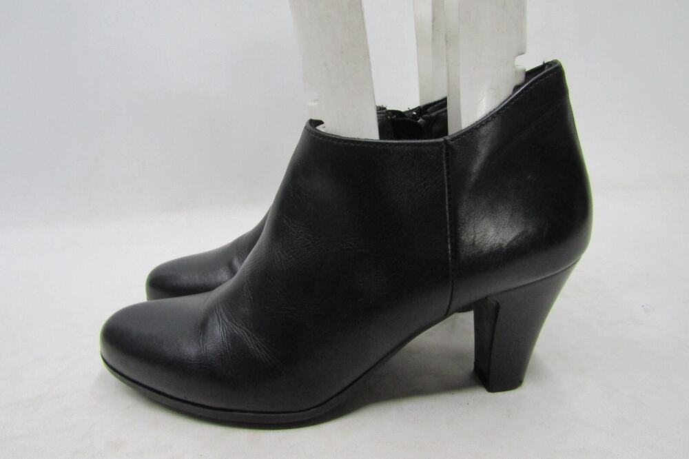 La Canadienne Womens Size 9 M Black Leather Zip Ankle Fashion Boots Bootie